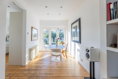 3 bedroom semi-detached house to rent - Photo 4