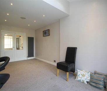 4 bedroom semi-detached house to rent - Photo 1