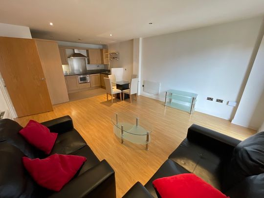 2 bedroom to let - Photo 1