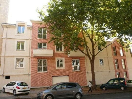 Location Appartement 2 pièces 40m² ORLEANS 45000 - Photo 1