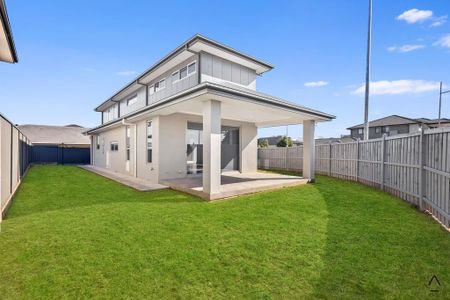 Brand New Home for Rent in Sought-After Oran Park - Photo 2