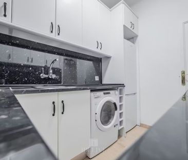 Carrer de Calàbria, Barcelona, Catalonia 08029 - Photo 3