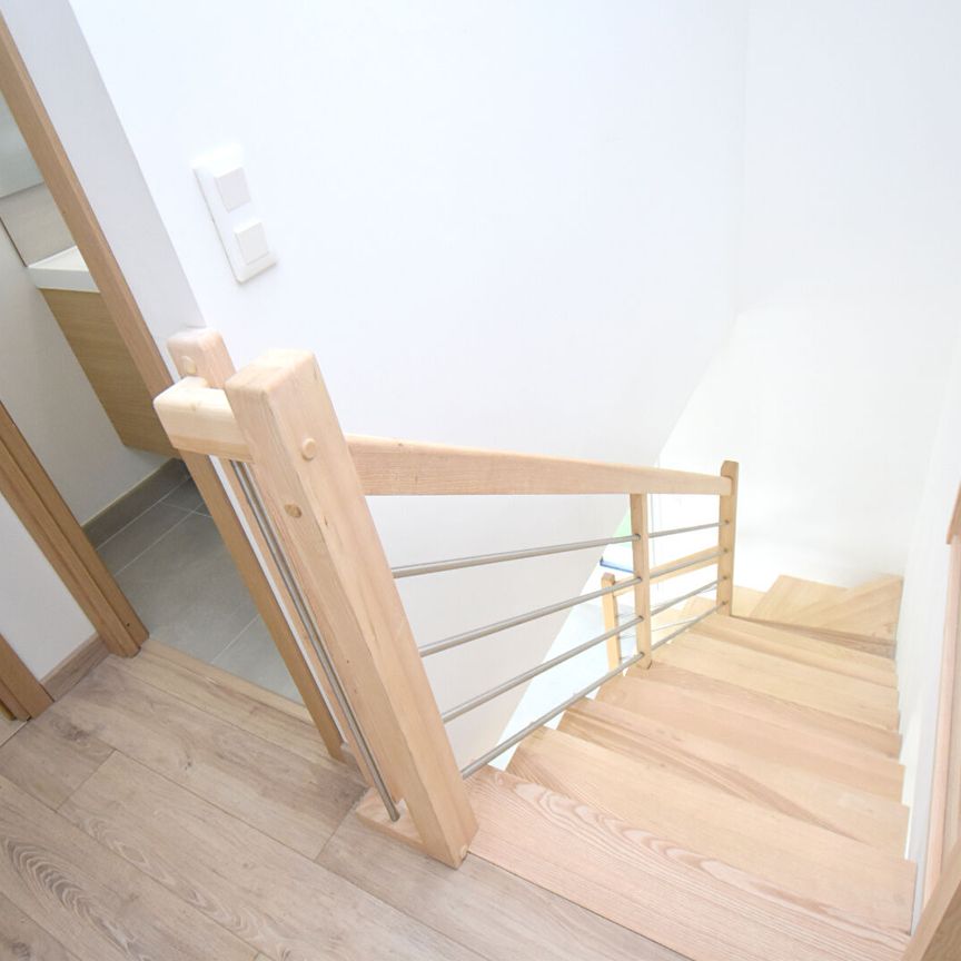Location Maison 6 pièces 113m² - Photo 1