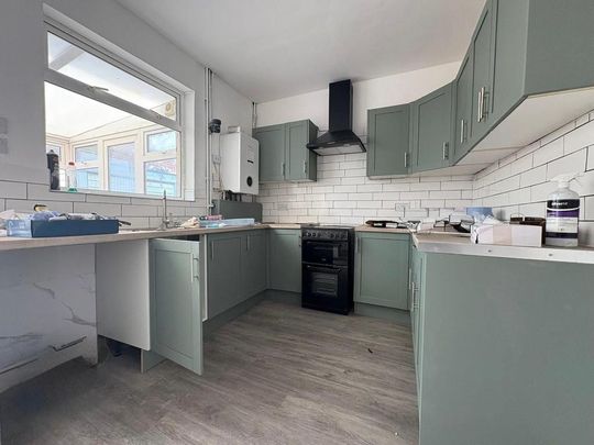 2 bedroom bungalow to rent - Photo 1