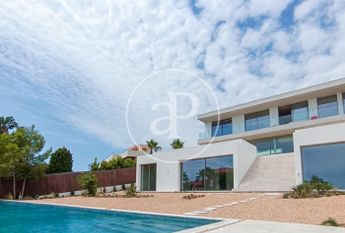 Rental Property in Can Girona