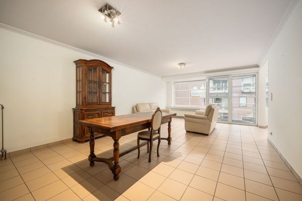 Roeselare- appartement met 3 slaapkamers - Photo 1