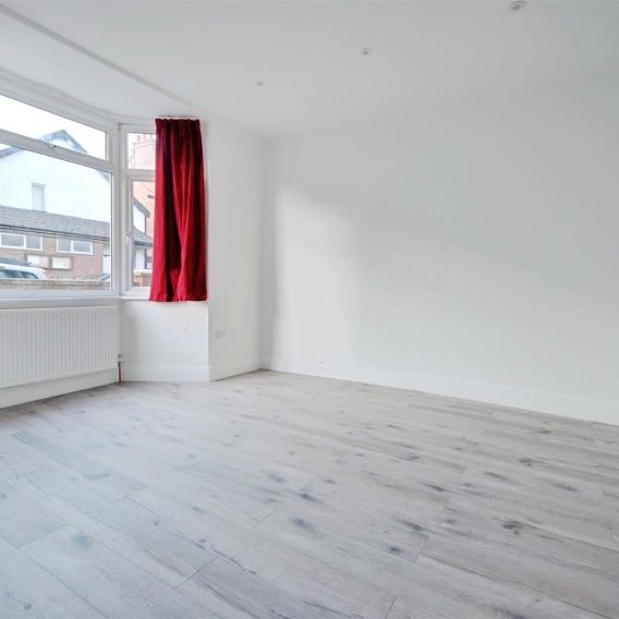 Escourt Road, Watford - Photo 1