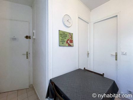 Logement à Paris, Location meublée - Photo 3