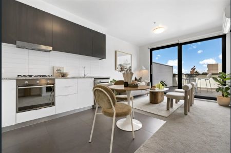 Coffee, Train, Beach, Repeat - Photo 5