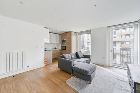 2 bedroom flat to rent - Photo 3