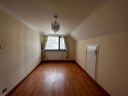 3 bedroom detached house to rent - Photo 3