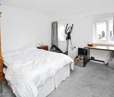 3 bedroom terraced house to rent - Photo 6