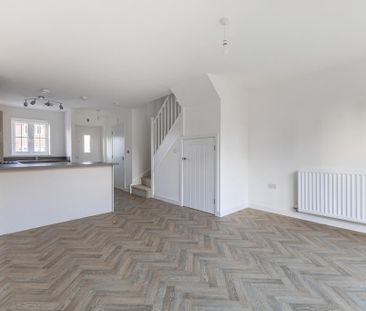 2 bedroom semi-detached house to rent - Photo 1