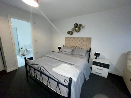 Studio to rent - Photo 5