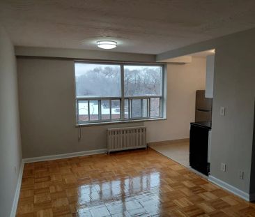 65 & 75 Windermere Ave. — 1 Bedroom - Photo 3