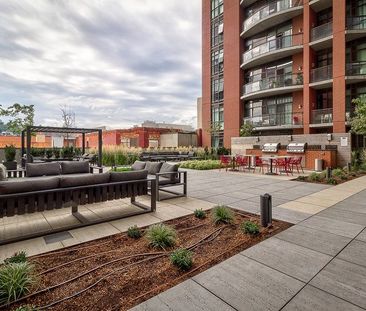 For Lease - 112 King Street Unit# 912, Hamilton, Ontario - Photo 1