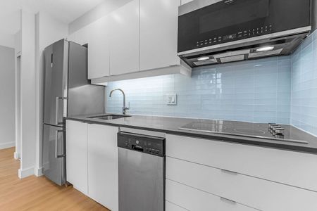 145 York St - Photo 5