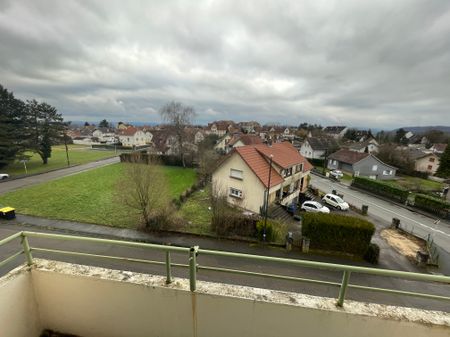 Location - Appartement T4 - 65 m² - Montbéliard - Photo 3