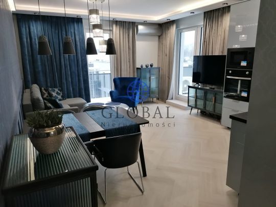 Apartament/3 pokoje/Taras/Garaż - Zdjęcie 1