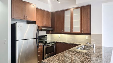 For Lease - 57 Upper Duke Crescent Unit# 311D, Markham, Ontario - Photo 3