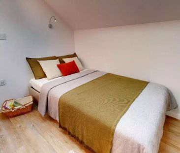 Silver Studio-2627 - Photo 6