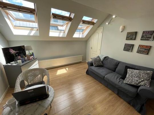 Appartement te huur - Photo 1
