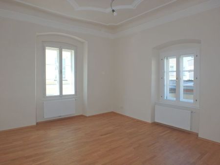 ERSTBEZUG - ALTBAUJUWEL IN TOPSANIERTEM ZUSTAND - Photo 2