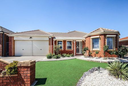 15 Fairhaven Crescent, Hoppers Crossing, VIC 3029 - Photo 4