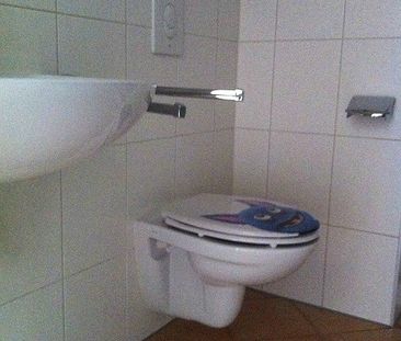 Ruhige und schöne 3 - Zim. Whg. mit großem Balkon, Keller, TG, barr... - Photo 5