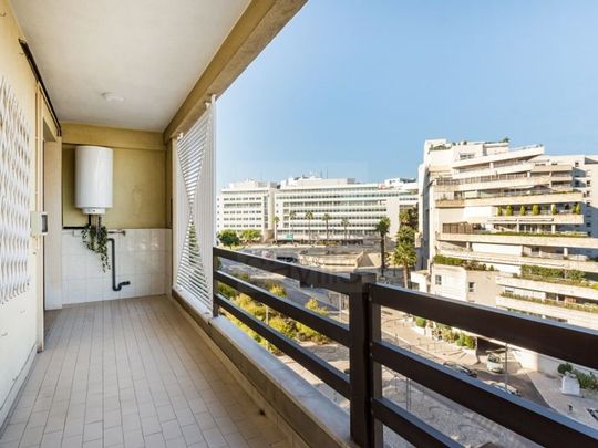 4 room luxury Flat for rent in Oeiras, Lisbon - Photo 1