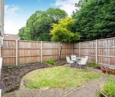 3 bedroom terraced house to rent - Photo 1