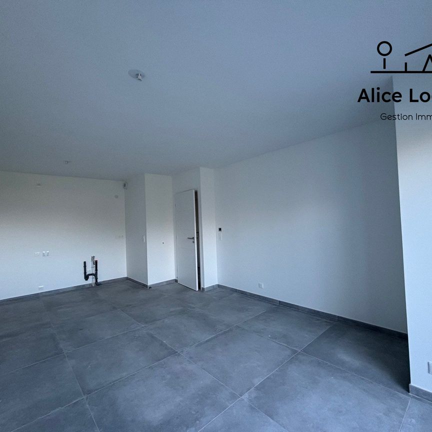 Location Appartement 2 pièces 42m² THONON LES BAINS 74200 - Photo 1