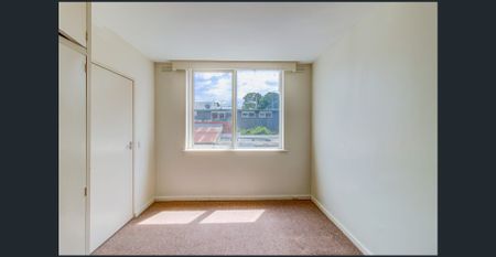 Convenience and Easy Living - Photo 2