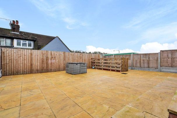 2 bedroom bungalow to rent - Photo 1