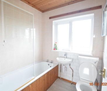 50 Milburn Close, Cookstown, BT80 8 - Photo 4