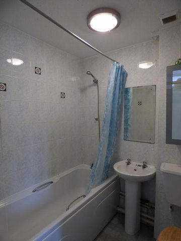 2 bedroom bungalow to rent - Photo 5