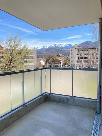 Location appartement Eybens 38320 64.95 m² - Photo 3