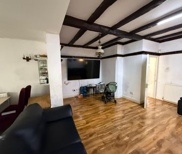 Single bedroom to rent close to Seven Kings station- £550 pcm - Photo 6