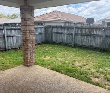 2 / 3 McCallum St - Photo 1