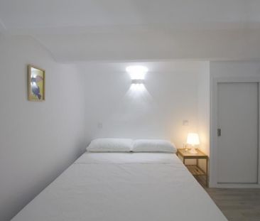 Estudio de alquiler en Pradolongo - Photo 1