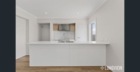 Brand New and Shiny - Photo 5