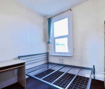 4 bedroom terraced to rent - Photo 5