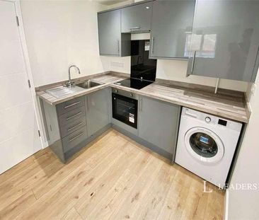 Rochester House, Bretton Green, Peterborough, PE3 - Photo 3