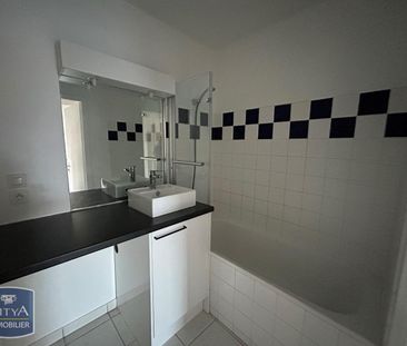 Location Appartement 2 pièces 49m² MARCQ EN BAROEUL 59700 - Photo 4