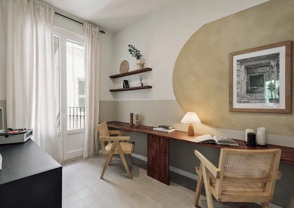 Ronda de Sant Pere, Barcelona, Catalonia 08010