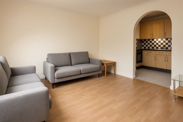 2 Bed Flat, Verwood Lodge, E14 - Photo 1