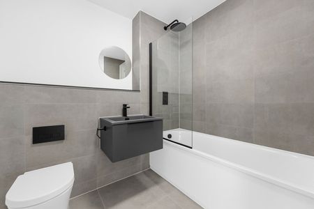 1 Bed Flat, Berkley Square, M5 - Photo 5