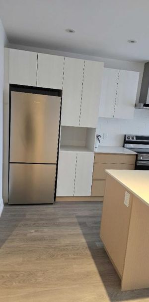 5 1/2 a louer immédiatement- PROMO 1 MOIS GRATUIT *** LAVAL - Photo 1