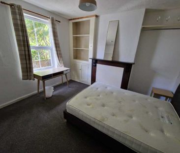 4 Bed Student Accommodation - Photo 5