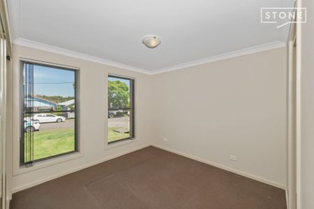 Modern & Comfortable Living in a Great Location! - Photo 4